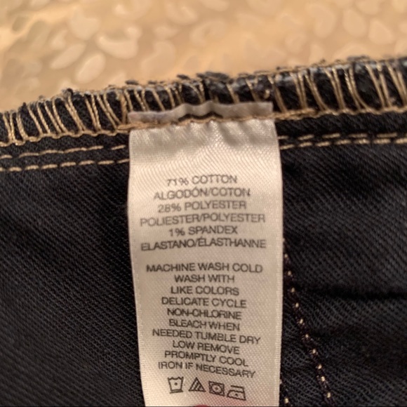 DKNY Jeans - Picture 8 of 8